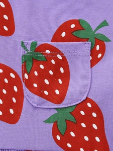 Robe violette à manches courtes avec imprimé fraise mignon et poche pour fille