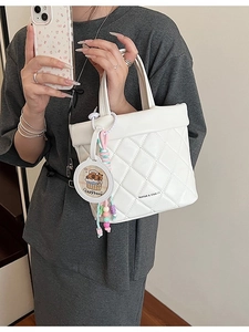 Women Fashion Quilted Bucket Bag Rhombus Stitching PU Leather Shoulder Bag With Wide Strap Cartoon Pendant Daily Tote Bag