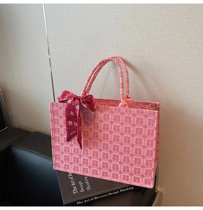 Pink Chinese wedding tote bag with red Double Happiness embroidery and silk bow detail