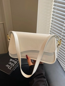 Sac baguette blanc minimaliste en cuir avec boucle dorée et rabat pour femme