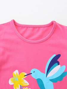 Girl's pink cotton T-shirt with high-quality hummingbird and floral print design