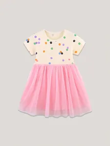 Abito estivo da bambina con pois colorati e gonna in tulle rosa a balze