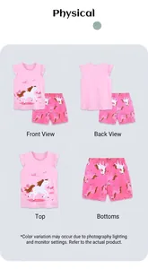 Dettaglio completo completo estivo rosa da bambina con stampa di cavalli e ruches