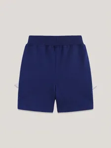 Short de sport bleu marine pour garçons avec broderie requin et taille élastique côtelée