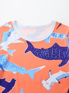 Pyjama court pour garçon orange avec imprimés requins et col rond confortable