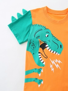 Oranges Jungen T-Shirt aus Baumwolle mit Dinosaurier-Druck und 3D-Zacken am Ärmel