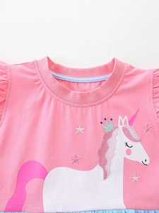 Ärmelloses Mädchenkleid aus Baumwolle in Rosa mit Einhornhon-Stickerei und Sternen