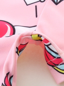 Robe rose à manches courtes pour filles avec motifs imprimés et texture en tricot doux
