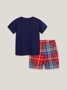 Completo estivo da bambino con maglietta blu navy e pantaloncini a quadri colorati