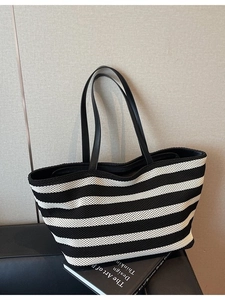 Women Striped Woven Tote Bag Large Capacity Straw Handbag Casual Summer Beach Shoulder Bag Crochet Knit Commuting Bag