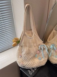 Women Large Capacity Woven Tote Bag Hollow Out Mesh Shoulder Bag With Nautical Starfish Shell Charms Ribbon Bow Beach Vacation Bag
