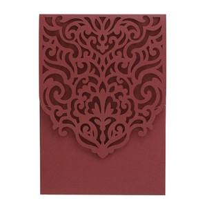 Burgunderrote Laser-Cut Einladungskarte mit Blumenmuster für Hochzeiten und Feiern