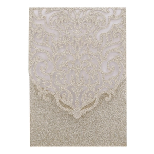 Faire-part à paillettes champagne avec découpe laser au motif de damas élégant