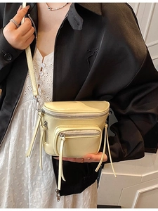 Sac Seau Tendance en Cuir PU pour Femmes Mode Couleur Unie Sac Bandoulière Bandoulière Réglable Sac Décontracté de Bureau