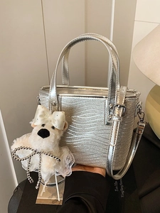 Silber Glitzer Beuteltasche Damen Mode Wellenmuster Umhängetasche High-End Nische Handtasche Für Alltag Party Shopping