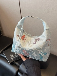 New Chinese Style Embroidered Hobo Bag For Women Butterfly Goldfish Pattern Fabric Crossbody Shoulder Handbag Beaded Decoration
