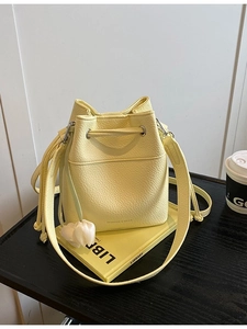 Women Korean Style PU Leather Bucket Bag Lychee Grain Drawstring Shoulder Bag Minimalist Casual Daily Crossbody Handbag