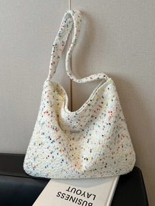 Große Kapazität Plüsch Gestrickt Tragetasche Für Damen Mode Lässig Schultertasche Mehrfarbig Punktmuster Nische Pendeln Umhängetasche