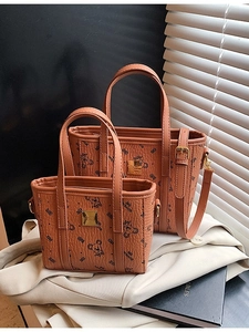 Luxury Fashion PU Leather Printed Cartoon Bear Handbag For Women Casual Commute Crossbody Bucket Bag With Shoulder Strap