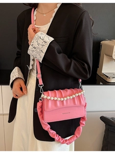 Niche Chic Women PU Leather Shoulder Bag Pleated Design Fashion Cloud Handbag With Artificial Pearl Decoration Versatile Crossbody Purse