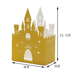 Golden glitter castle candy box with crown cutouts and dimensions 9x5x13.1cm