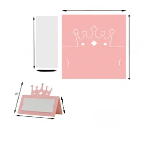 Dimensions détaillées des marque-places couronne rose avec découpe laser pour mariages