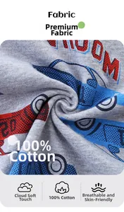 Detail aus 100% weicher Baumwolle mit atmungsaktivem Stoff und Rennwagen-Druck