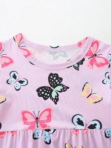 Vestido rosa para niña con estampado de mariposas, cuello redondo y pliegues