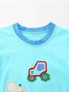 Kids short sleeve t-shirt with tractor embroidery and navy crew neck detail
