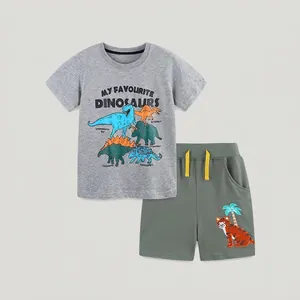 Ensemble d'été pour garçons avec t-shirt gris à motif dinosaure et short vert foncé