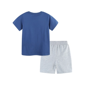 Modisches Sommer-Set für Jungen mit marineblauem T-Shirt und grauen Baumwollshorts