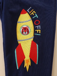T-shirt manches longues garçon bleu marine avec broderie fusée et motif tigre