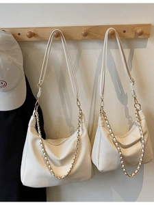 Minimalist off-white leather hobo shoulder bags in two sizes with stylish chain detail