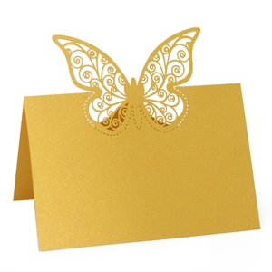 Marque-places papillon élégants en papier perlé doré découpé au laser pour mariage