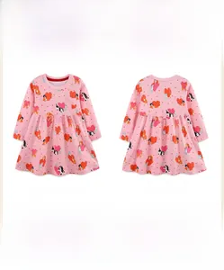 Détails avant et arrière de la robe en coton à manches longues pour filles avec motif chien