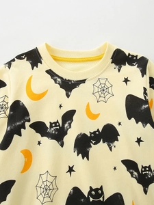 Kids Halloween sweatshirt with bat and spider web prints on beige ribbed fabric