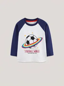 Langärmliges Fußball-T-Shirt für Jungen mit dunkelblauen Raglanärmeln und Grafikprint