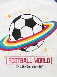 Weißes Langarm-T-Shirt für Jungen mit Fußball-Planeten-Druck und Sternen für den Herbst