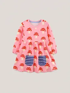 Robe fille rose à manches longues en coton avec imprimé champignon et poches