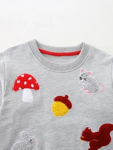 Sweat gris pour fille avec broderies d'animaux colorées et col rond côtelé détaillé