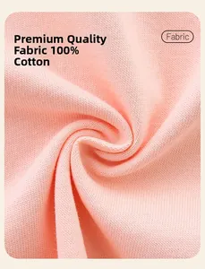 Macro de maille en tricot 100% coton rose avec des ondulations et plis doux