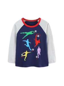 T-shirt raglan manches longues garçon avec silhouettes de footballeurs colorées