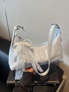 Women Patent PU Leather Underarm Hobo Bag With Lace Artificial Pearl Bow Pendant Sweet Shiny Vintage Shoulder Bag