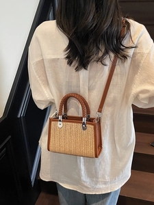 Retro Woven Straw Crossbody Bag For Women Braided Handle Summer Casual Beach Tote Handbag With PU Leather Stitching