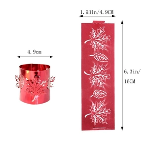 Dettaglio portatovagliolo a foglia di acero rosso con misure 16cm x 4,9cm
