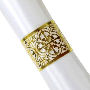 Exquisite Serviettenringe aus goldenem Metallic-Papier mit Blumenmuster für den Tisch