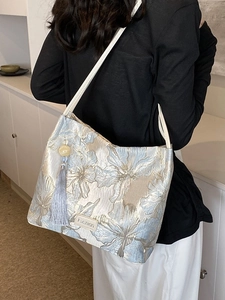 Women Retro Satin PU Shoulder Bag Butterfly Embroidery Floral Pattern Jacquard Tassel Large Capacity Fashion Tote Bag
