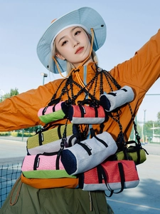 Mini running crossbody bag for phone and keys, portable outdoor sports pouch for men and women