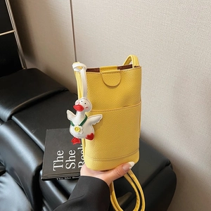 Women's Mini Lychee Grain PU Leather Crossbody Phone Bag Vertical Square Small Shoulder Bag With Cute Cartoon Duck Pendant