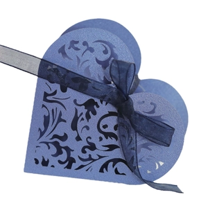Scatola di Caramelle Cava a Forma di Cuore Tagliata al Laser Con Nastro di Raso Carta Perla Artificialta Per Matrimonio Festa Cioccolato